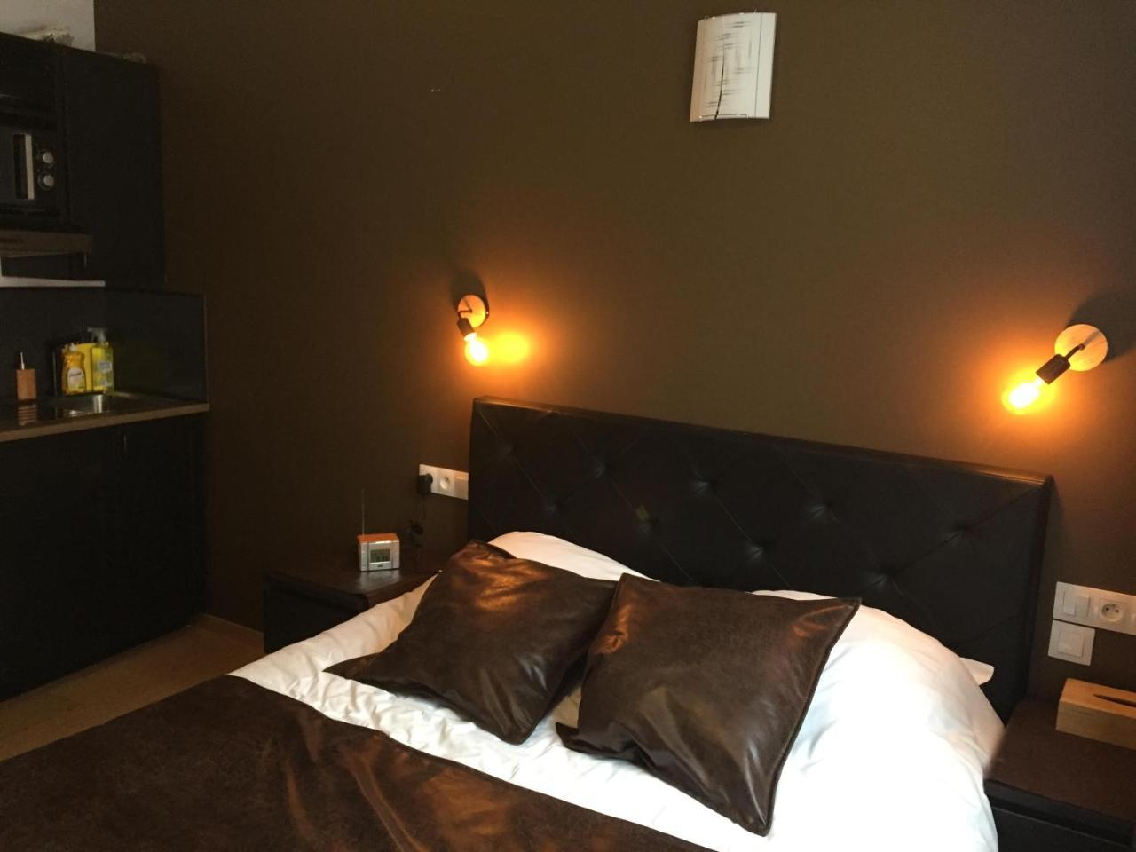Appart'Hotel Et Chambres Ланс Екстер'єр фото